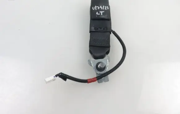 Honda CR-Z Rear seatbelt buckle 1056783