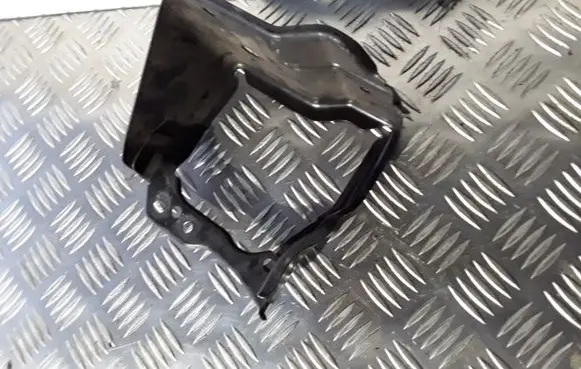 Nissan Qashqai Other engine bay part