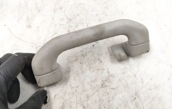 Skoda Octavia Mk1 (1U) Rear interior roof grab handle 1H0857607
