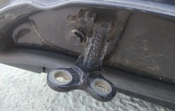Jaguar X-Type Rear door lower hinge