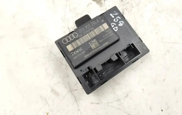 Audi A6 S6 C6 4F Door control unit/module 4F0959794A 4F0910795A 0033TFK0001