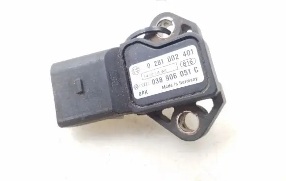 Audi A4 S4 B6 8E 8H Air pressure sensor 038906051C