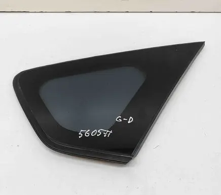 Toyota Prius (XW30) Rear side window 6271047040