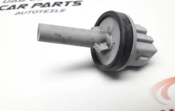 Volkswagen PASSAT B5.5 Interior temperature sensor 4A0820539A 585508