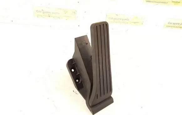 Mercedes-Benz C W204 Accelerator throttle pedal 2043000004 2043000100