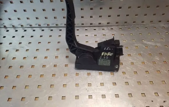 Mercedes-Benz Vito Viano W639 Accelerator throttle pedal A6393000604 0281002561