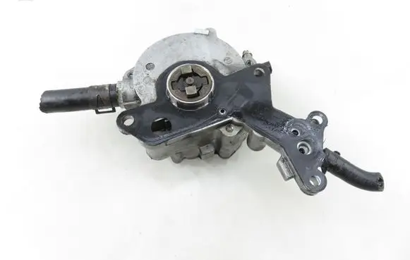 Volkswagen PASSAT B6 Vacuum pump 