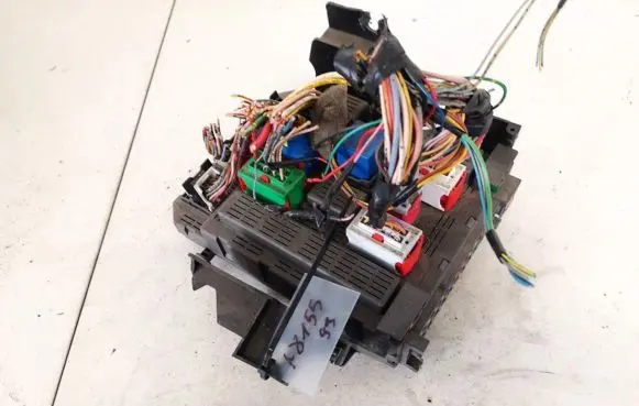 Peugeot 607 Fuse box set