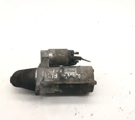 Subaru Outback Starter motor M002T89071