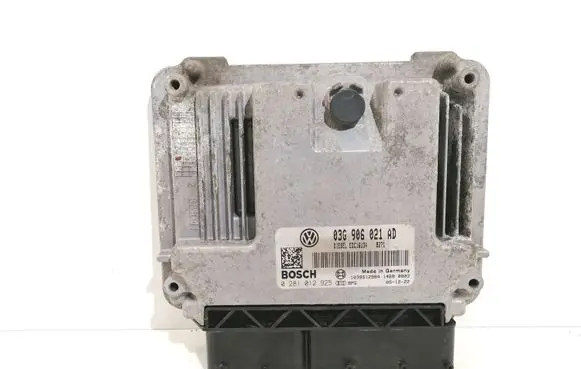Volkswagen PASSAT B6 Engine control unit/module 03G906021AD 0281012925