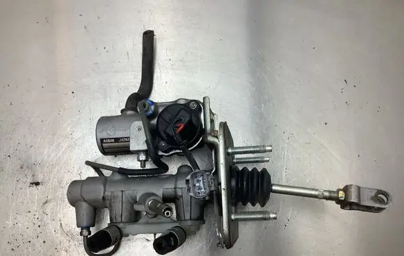 Lexus RX 330 - 350 - 400H Master brake cylinder 13811010420 314509010013