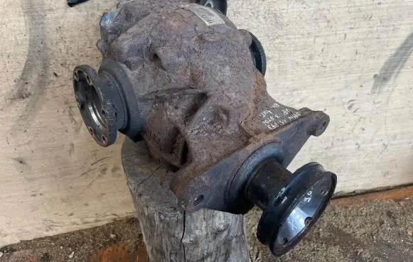 BMW X5 E53 Rear differential 7524892 91050514206 EAF04S391