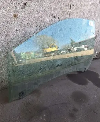 Renault Clio II Front door window glass four-door DOT39AS2M40 43R009007