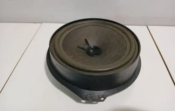 Opel Vivaro Front door speaker 8200874666