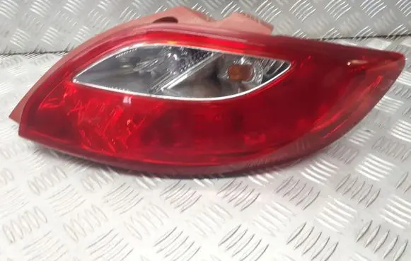Mazda 2 Rear/tail lights D65151150