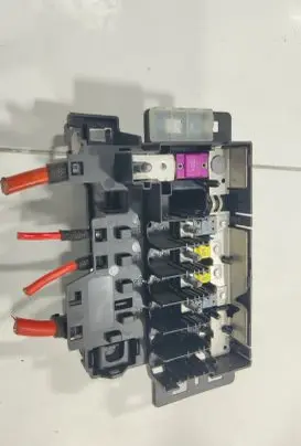 Mercedes-Benz CLA C117 X117 W117 Fuse box set 1675400943