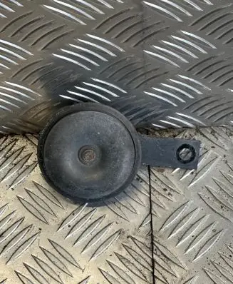 Nissan Leaf I (ZE0) Horn signal 014020