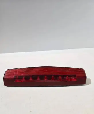 Opel Zafira B Third/center stoplight 13211587 427448555 417801