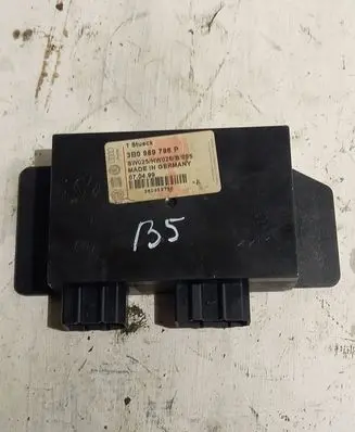 Volkswagen PASSAT B5 Comfort/convenience module 3B0958796P