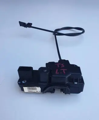 Tesla Model S Rear door lock 600891100D