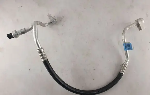 Ford Kuga II Air conditioning (A/C) pipe/hose DV6119N601JC