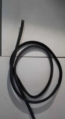 Tesla Model 3 Rubber seal rear door 