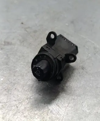Honda Civic Headlight level height control switch M30421