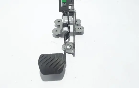 Renault Talisman Brake pedal 465013467R