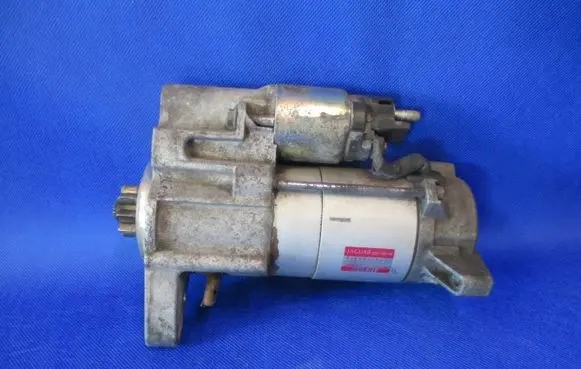 Jaguar XF X250 Starter motor 8X2311001AB 4280004891 4280004890