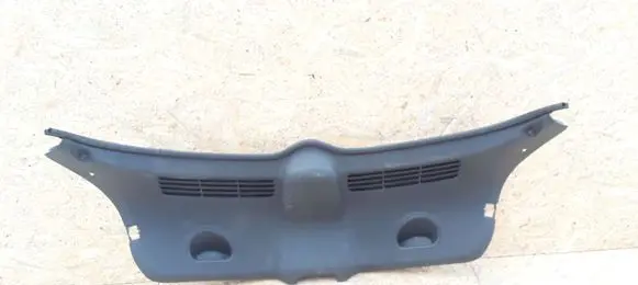 Renault Vel Satis Tailgate/boot lid cover trim 8200016553