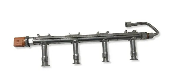 Skoda Roomster (5J) Fuel main line pipe 03F133320C