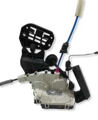 Mercedes-Benz CLA C117 X117 W117 Rear door lock A2047302735