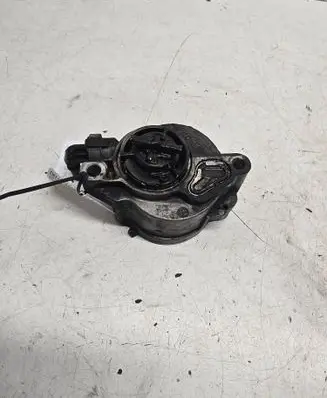 Ford Focus C-MAX Vacuum pump D1563A0711T