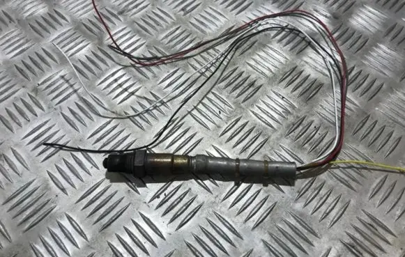 Volkswagen Golf V Lambda probe sensor 0258017012 0258017013