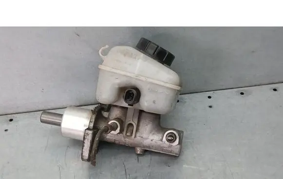 Opel Astra G Master brake cylinder