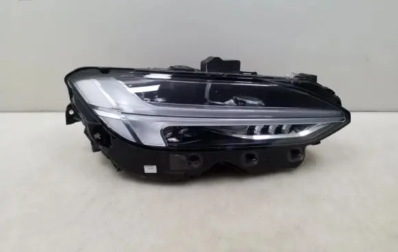 Volvo S90, V90 Headlight/headlamp 31386171