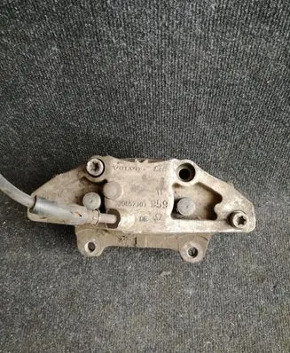 Volvo XC90 Front brake caliper 30657303959