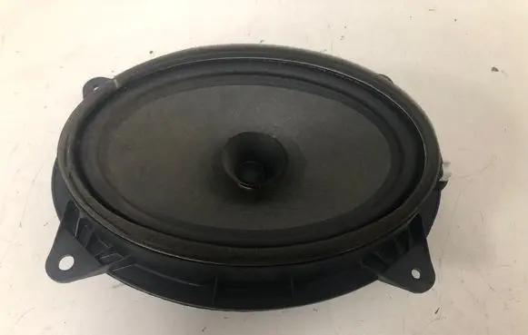 Toyota Avensis T270 Front door speaker 8616005140