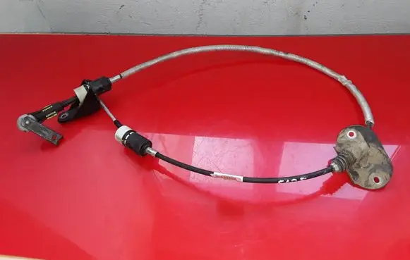 Volvo V40 Gear shift cable linkage 31367747