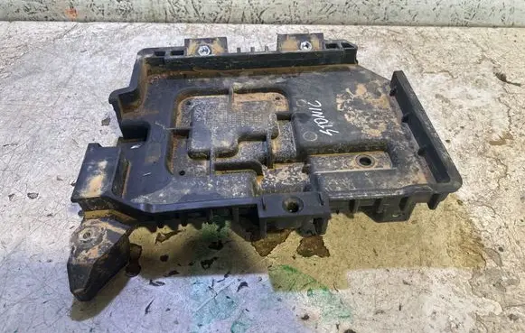 Battery box tray