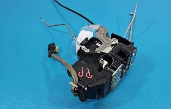 KIA Sorento Front door lock IMPRK1615746