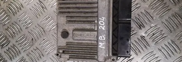 Mercedes-Benz C W204 Engine control unit/module a6461504572