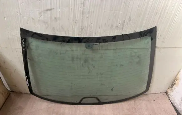 BMW 5 E39 Rear windscreen/windshield window 