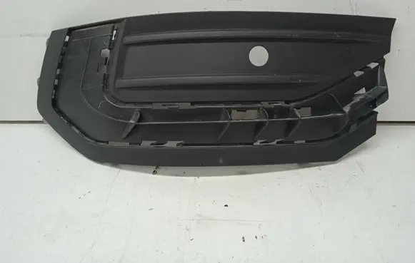 Rear bumper corner part panel trim
