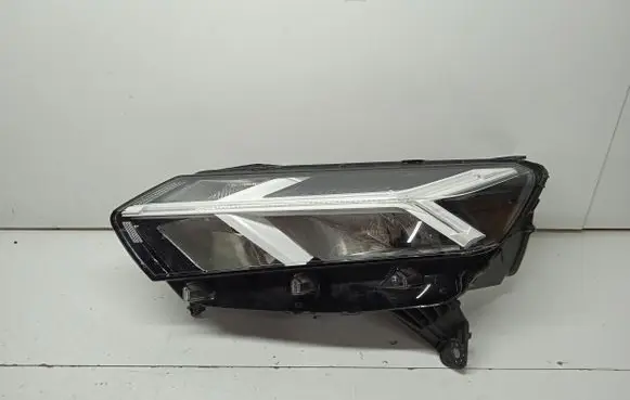 Dacia Sandero III Headlight/headlamp 260601750R
