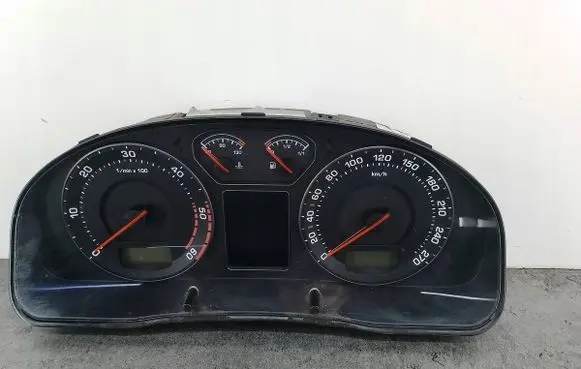 Skoda Superb B5 (3U) Speedometer (instrument cluster) 3U0920840A