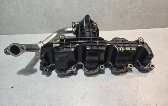 Volkswagen Polo V 6R Intake manifold 03L129711