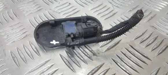 Audi A3 S3 8P Windshield washer spray nozzle 8P0955988