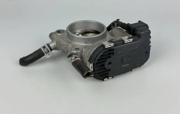 Mercedes-Benz C W203 Engine shut-off valve A1111410225 0280750067