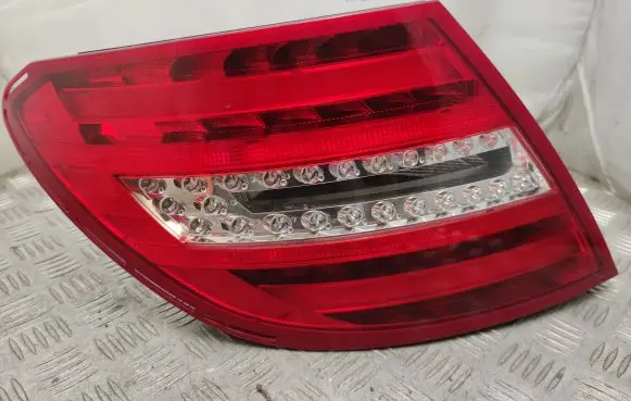 Mercedes-Benz C W204 Rear/tail lights A2049060403